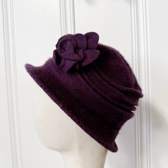 Handmade Accessories - Plum Floral Accent Wool Cloche Hat New with Tags